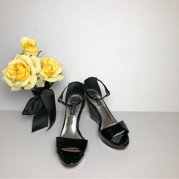 White House Black Market Shoes - White House Black Market (WHBM) Mid Heel Patent Leather Strappy Sandal